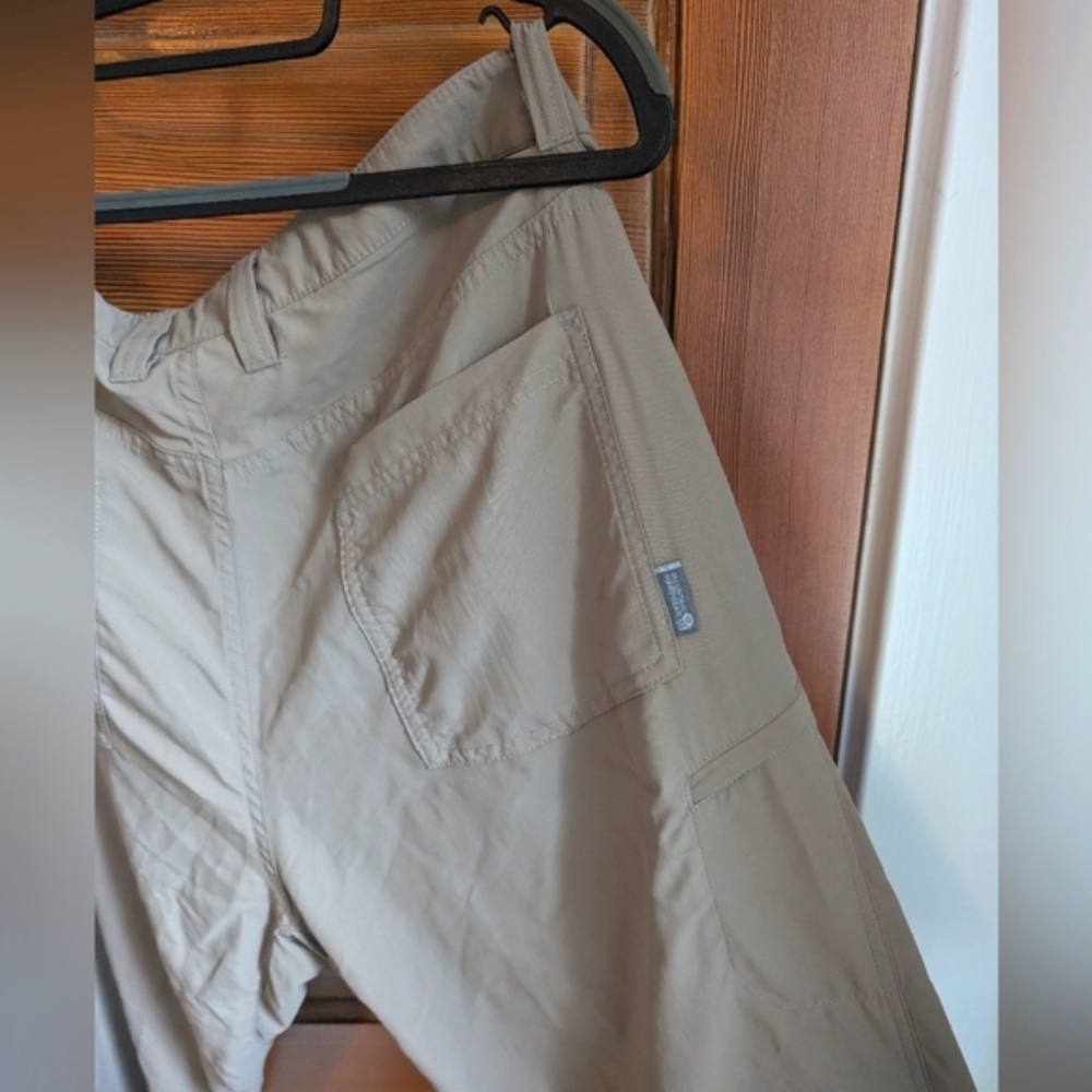 Mountain Hardwear 33/34 pants tan khaki nylon climber